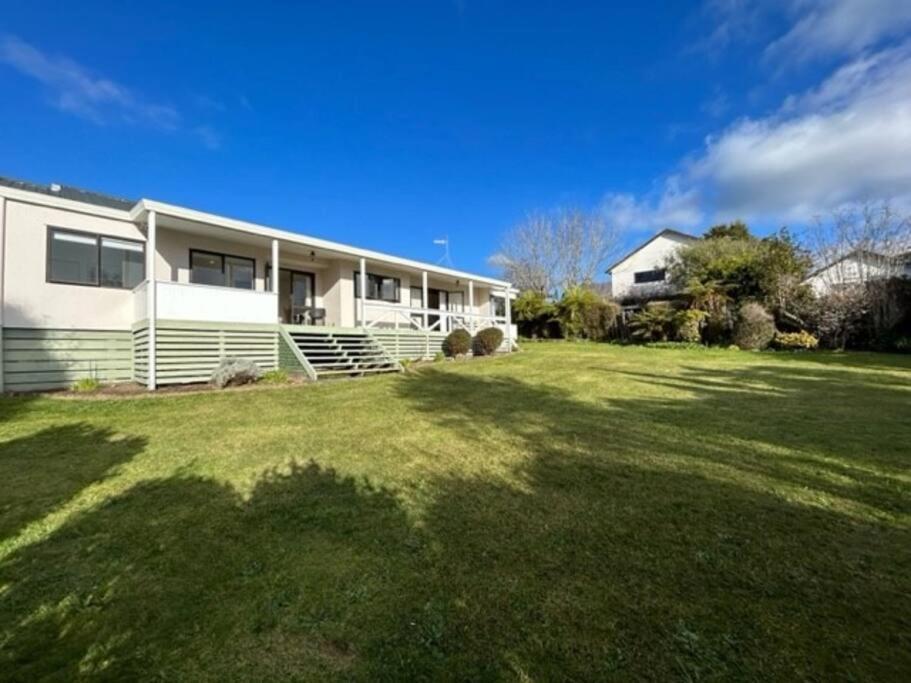 Family Perfect, Winter Getaway, Secure Yard, Parking, Mountain Bikes, Arcade Villa Rotorua Exterior photo