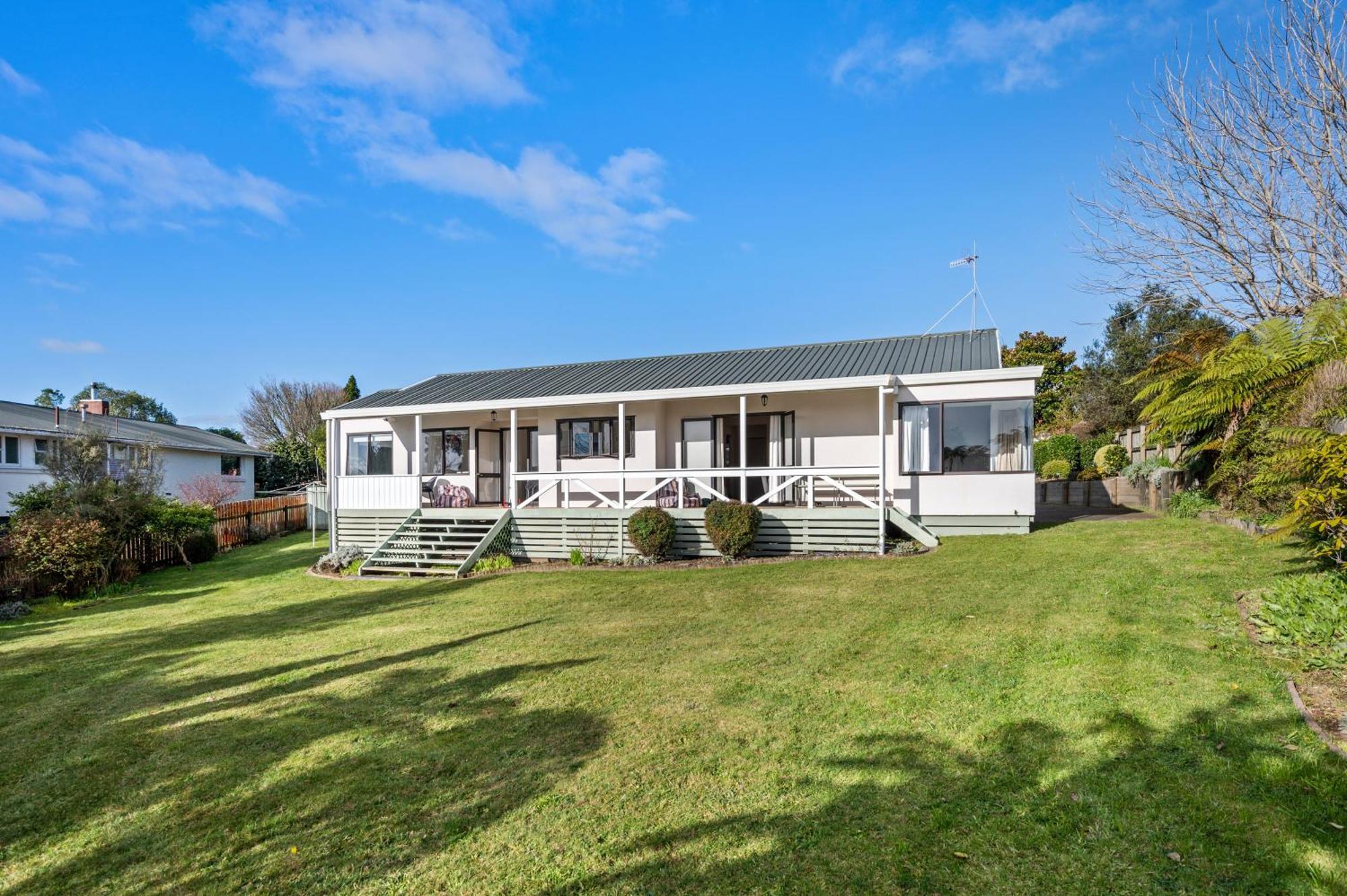 Family Perfect, Winter Getaway, Secure Yard, Parking, Mountain Bikes, Arcade Villa Rotorua Exterior photo
